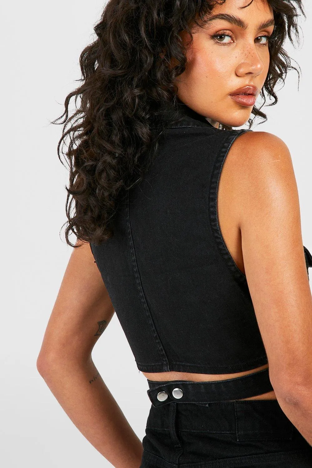 Boohoo Crop Top Vest Black